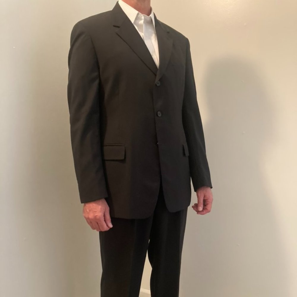 Brooks Brothers, 100% Wool, Black 3-button Suit